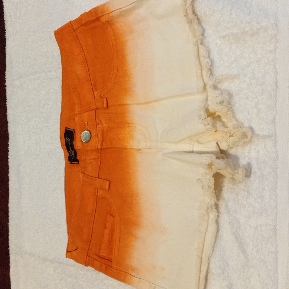 KLIQUE B SHORTS